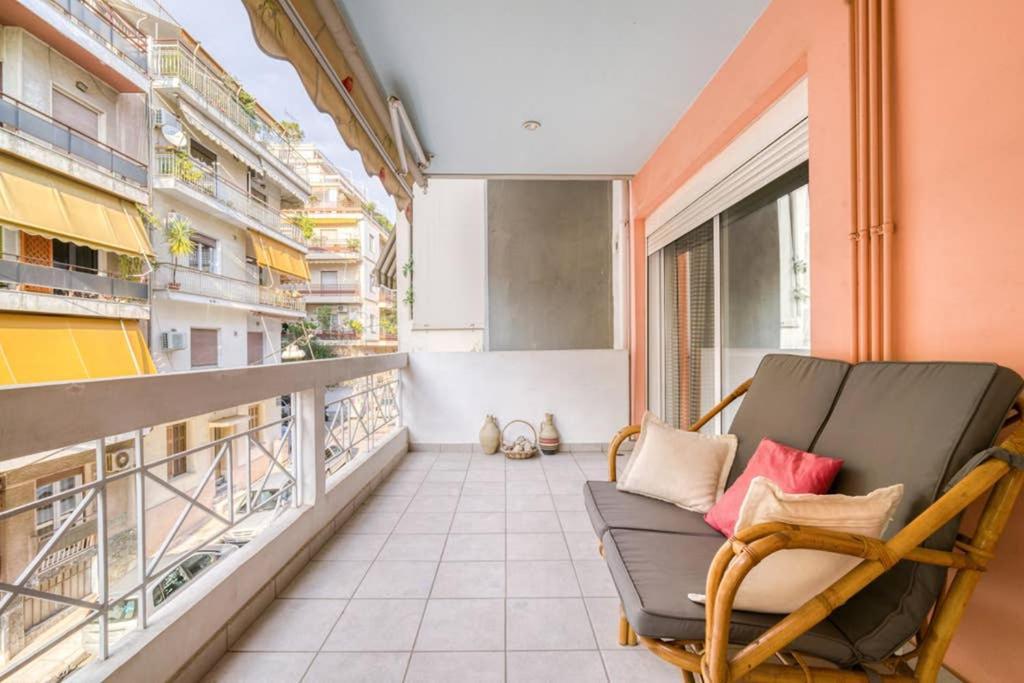 Spacious Family Flat Near Parthenon Free Parking Athén Kültér fotó