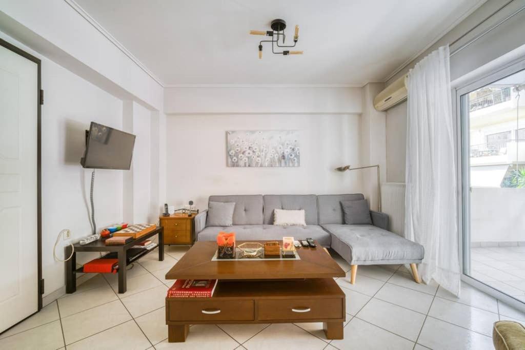 Spacious Family Flat Near Parthenon Free Parking Athén Kültér fotó
