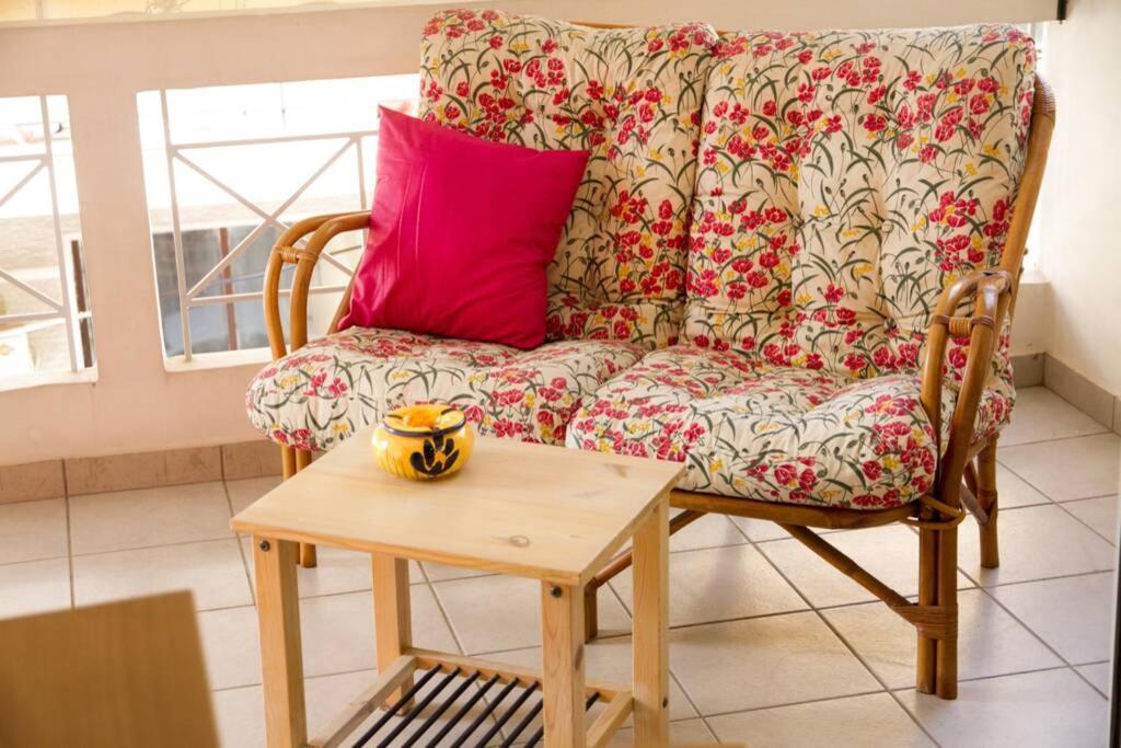 Spacious Family Flat Near Parthenon Free Parking Athén Kültér fotó
