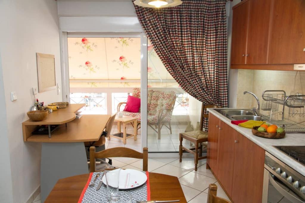 Spacious Family Flat Near Parthenon Free Parking Athén Kültér fotó