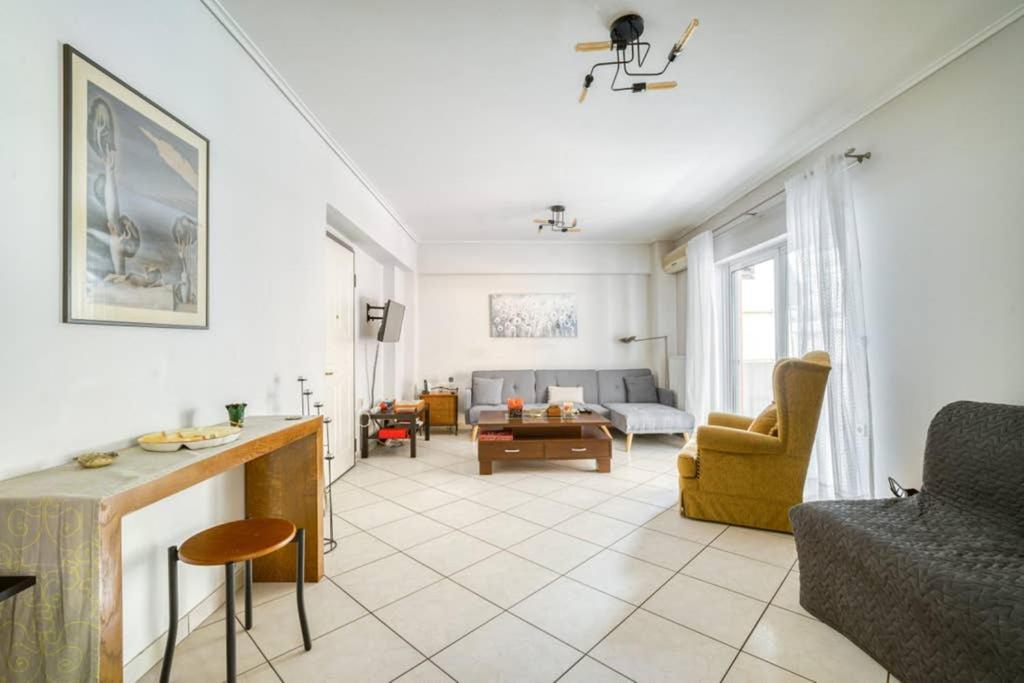 Spacious Family Flat Near Parthenon Free Parking Athén Kültér fotó
