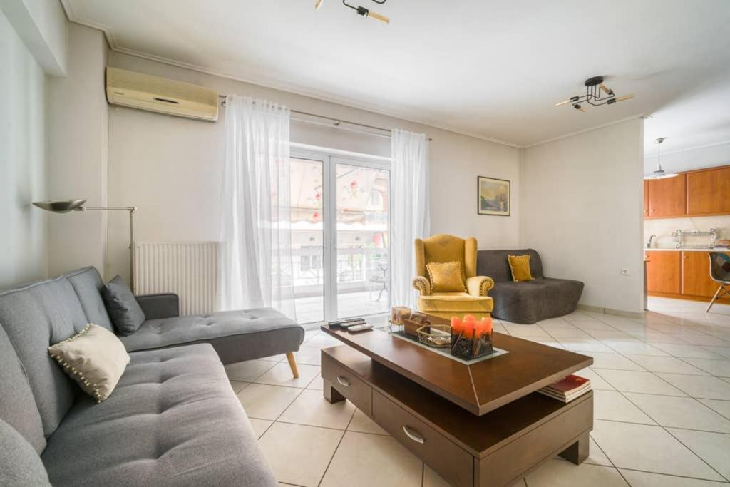 Spacious Family Flat Near Parthenon Free Parking Athén Kültér fotó